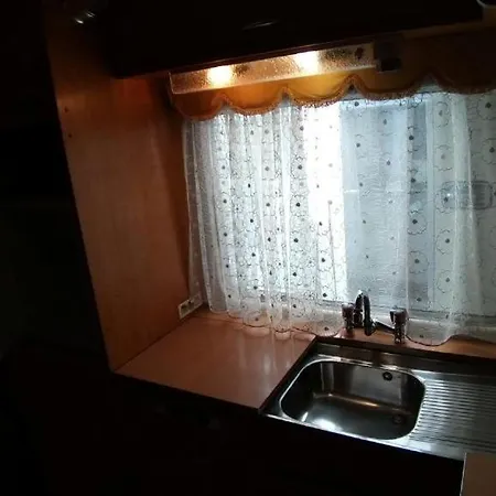 Caravan Im Grunen *